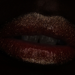 glittery_lips-Eric Seow-bronze-ADVERTISING-Beauty -441