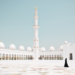 Abu Dhabi Mosque-Simon Stock-silver-EDITORIAL-Travel-975