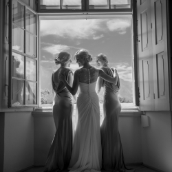 The bride and her sisters-Dayle Ann Clavin-finalist-PEOPLE-Wedding -1019