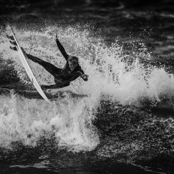 Mark Wengler Pic's-Mark Wengler-bronze-EDITORIAL-Sports -1086