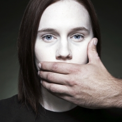 Abuse-Curtis Trent-silver-ADVERTISING-Public Service-1601