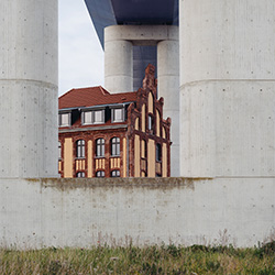 House under the Bridge-Florian Mueller-finalist-ARCHITECTURE-Bridges -2687