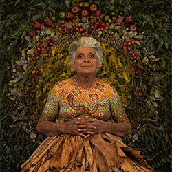 Mother Earth-Shannon Cotterill-finalist-PEOPLE-Portrait -2815