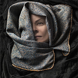 Bitumen and Flower-Fattah Zinouri-finalist-FINE ART-Portrait -3499