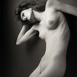 Untitled-Yan Maklain-finalist-FINE ART-Nudes -3538
