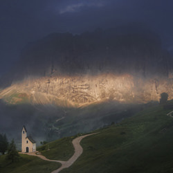 Tiny chapel-Ales Krivec-finalist-NATURE-Landscapes -4279