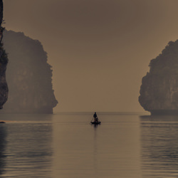 Fisherman Vietnam-Nick Kontostavlakis-silver-EDITORIAL-Travel-4570