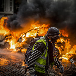 Gilets Jaunes Paris Riots-Erik Messori-finalist-EDITORIAL-News -4292