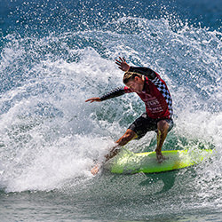 Dancer dancing with the waves-KUNG KO KUO-finalist-SPORTS-Water Sports-4446