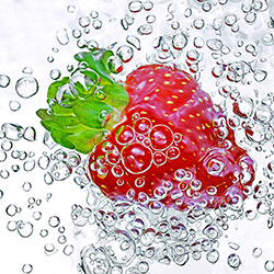 Strawberries-Barry Makariou-bronze-ADVERTISING-Product / Still Life-4064