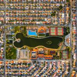 Form a surrounding order-Carlo Yuen-silver-ARCHITECTURE-Aerial-5134