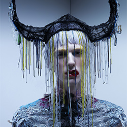 SAGE-Henrique Tarricone-silver-ADVERTISING-Fashion -5725