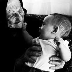 How to live to 100?-Arianne Clément-silver-PEOPLE-Culture -5696