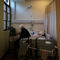 Covid-19. Nursing home life goes far beyond the pandemic-Goncalo Lobo Pinheiro-finalist-EDITORIAL-Photo Essay / Feature Story -5547