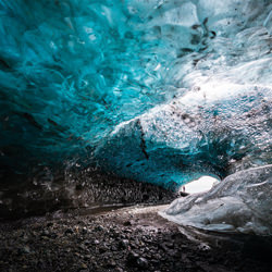 Light under the glacier-Nadine Galandi-finalist-NATURE-Landscapes -6201