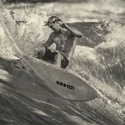 Trail Blazer-Steve TURNER-bronze-SPORTS-Water Sports-6470