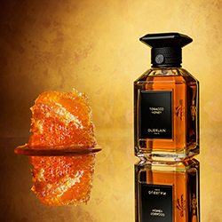 Guerlain - Tobacco Honey-Jonathan Knowles-finalist-ADVERTISING-Product / Still Life-7562