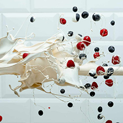 Berries and Cream-Jonathan Knowles-finalist-ADVERTISING-Food -7567