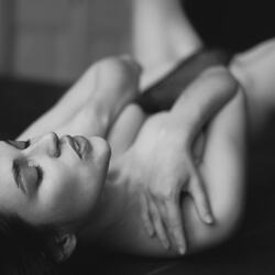 Surrender to Sensation-Patrick Schoerg-finalist-FINE ART-Nudes -8458