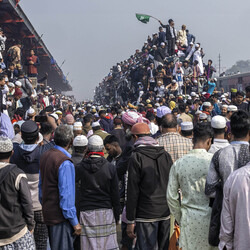 Toji train station in Dhaka-Mohammed Muhtasib-silver-PEOPLE-Street-8836