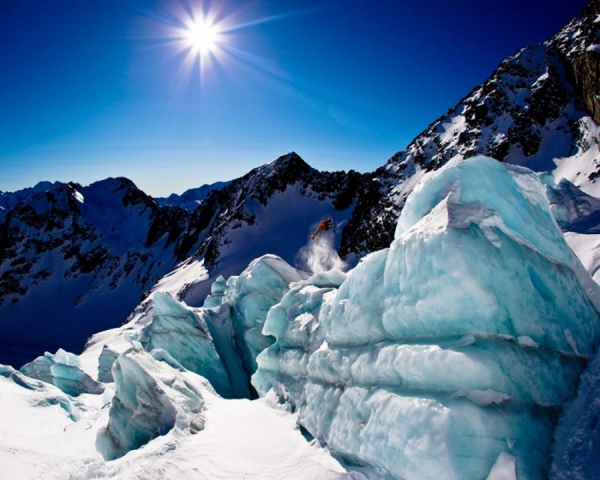 Photograph Jeff Curtes Ice Station Zebra on One Eyeland