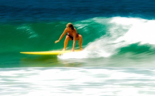 Photograph Kevin Steele Surfing Hanalei on One Eyeland