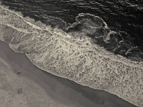 Photograph Antti Viitala Camps Bay Beach on One Eyeland