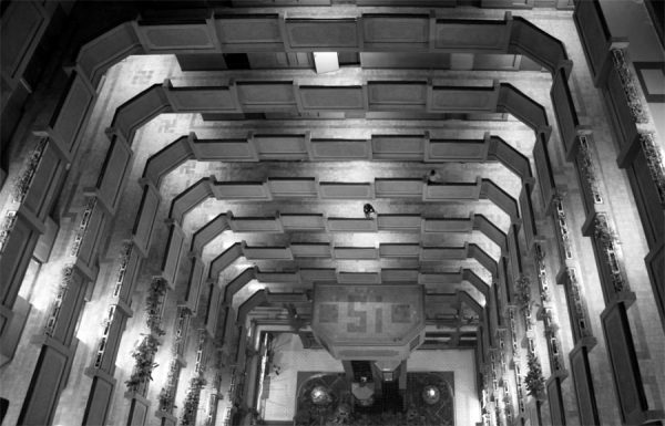 Photograph Aniruddha Ghosh 13th Floor on One Eyeland