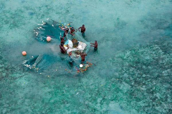Photograph Michael Poliza Baia De Maiapa Fishermen on One Eyeland