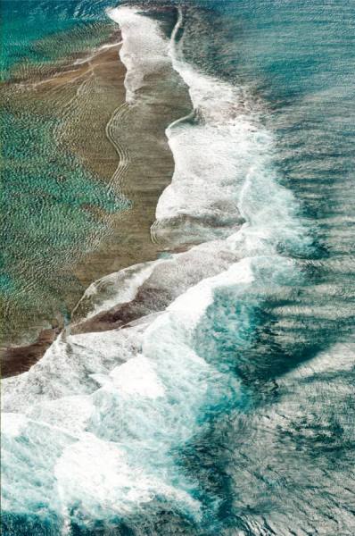 Photograph Laura Barisonzi Hanalei Bay on One Eyeland