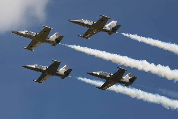 Photograph Larry Hamill Migs on One Eyeland