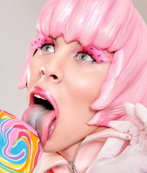 Photograph Kako Abraham Plastic Diva on One Eyeland