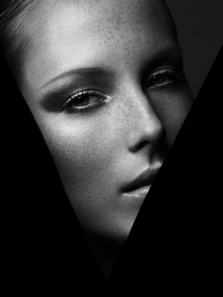Photograph Gerhard Merzeder Lenka on One Eyeland