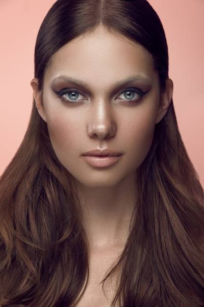 Photograph Michael Woloszynowicz Aerin Ii on One Eyeland