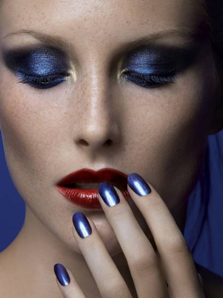 Photograph Gerhard Merzeder Blue on One Eyeland