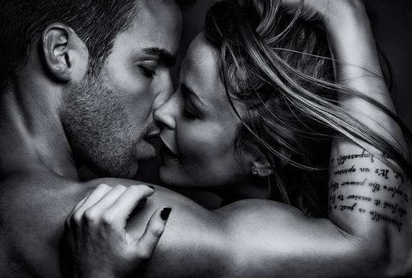 Photograph Filip Karlsson First Kiss on One Eyeland