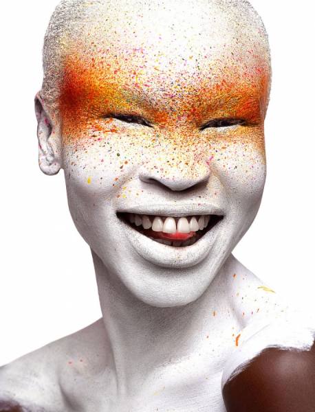 Photograph Isabelle Bonjean Surface Alek Wek on One Eyeland