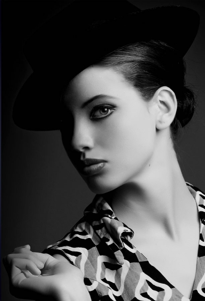 Photograph Raquel Pellicano Tamara Maciel on One Eyeland