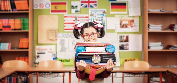 Photograph Martin Krystynek Life Academy on One Eyeland