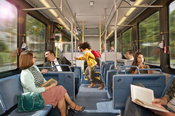 Photograph Mauricio Candela Bus on One Eyeland