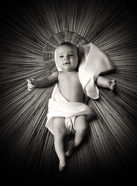Photograph Mauro Risch Christmas Baby on One Eyeland