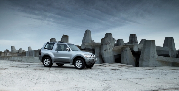 Photograph Bryan Traylor Mitsubishi Trucks on One Eyeland