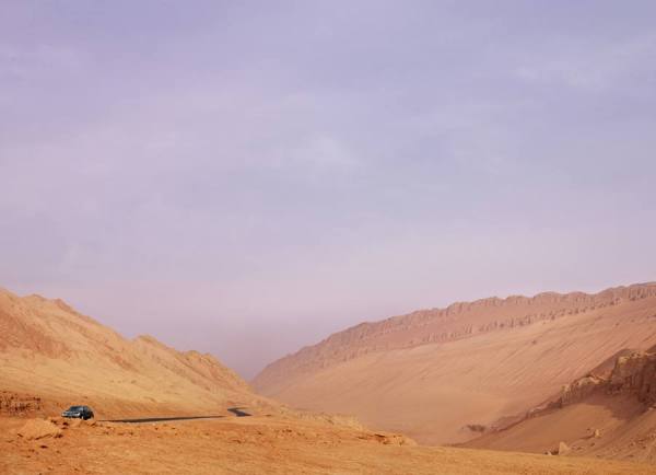 Photograph Andreas Smetana Mobil  China on One Eyeland