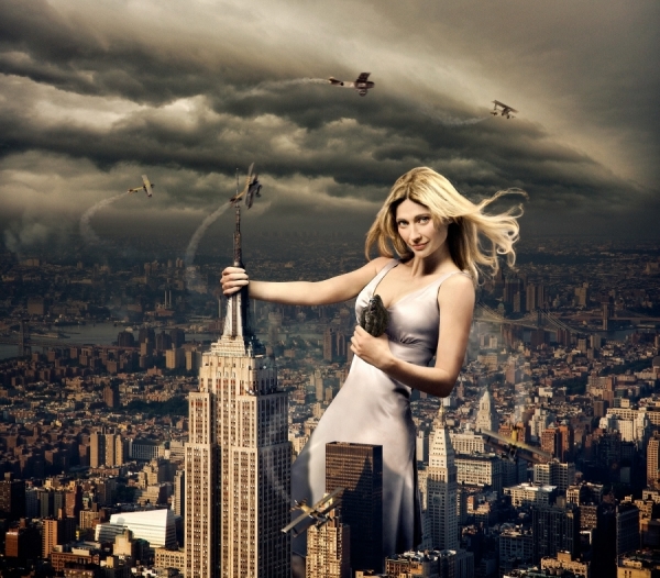 Photograph Alessandro Bavari Queen Kong on One Eyeland
