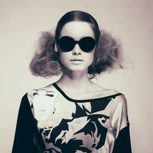Photograph Martin Krystynek Schutty Mode on One Eyeland