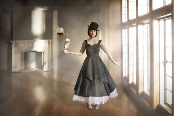 Photograph Cade Martin Starbucks Tazo Tea Campaing on One Eyeland