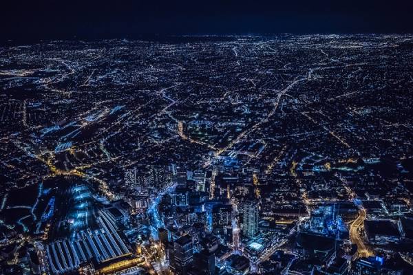 Photograph Gary Compton Sydney Metropolis on One Eyeland