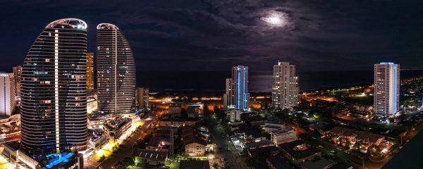 Photograph Mauro Risch Broadbeach Moonlight on One Eyeland