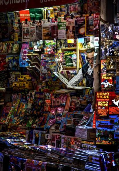 Photograph Andrzej Bochenski Evening News on One Eyeland