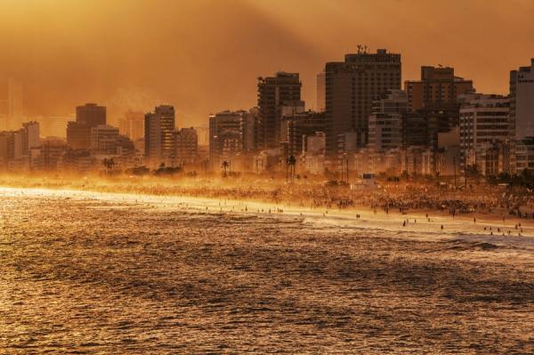 Photograph Mauro Risch Ipanema Beach on One Eyeland